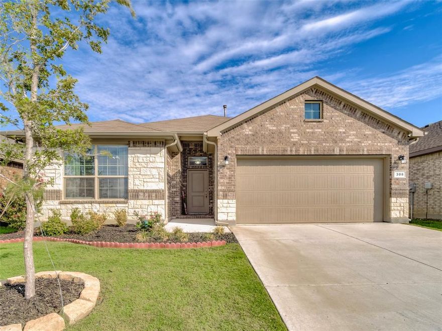 !!!! $500 move-in credit if the tenants  moving in before November 30th !!!!
This home offers 4 bedrooms with walk-in closets. Additionally, there's a study with double doors, a dining area, and a spacious chef's kitchen equipped with an island, white quartz countertops, a tiled backsplash, stainless steel appliances, a gas range, and walk-in pantry. The living area is generously sized, and the primary bedroom includes a dual-sink quartz vanity, a spacious walk-in shower with a built-in seat, linen storage, and a walk-in closet. Other highlights includes covered back patio, a gas tankless water heater, and a pest defense system. Upgraded 5000k daylight recessed lighting, ceiling fans in all bedrooms and living room, hardware on kitchen and bathroom cabinets, upgraded bedroom door locks etc. The property comes with a refrigerator, washer, dryer, three security cameras, and a NEST Doorbell. Amenity center with pool, playground and walking trail.
This house is up for sale as well.