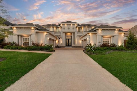 Photo of 816 Jamestown Lane, Southlake, TX 76092 (MLS # 21220163)