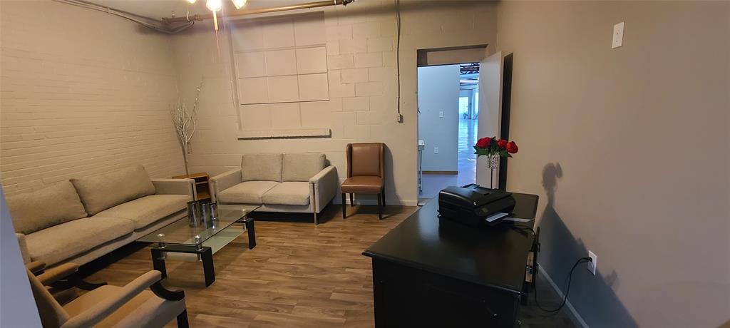 I-Iii - Commercial Sale