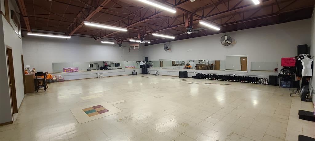 I-Iii - Commercial Sale