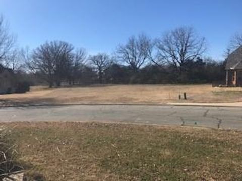 2001 Bois D Arc Street Bonham TX 75418