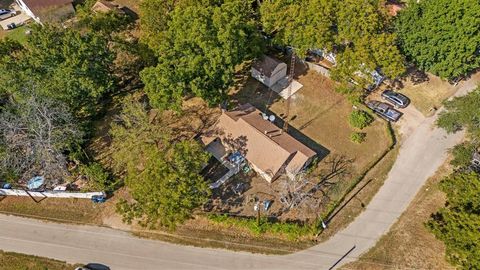 A home in Corsicana