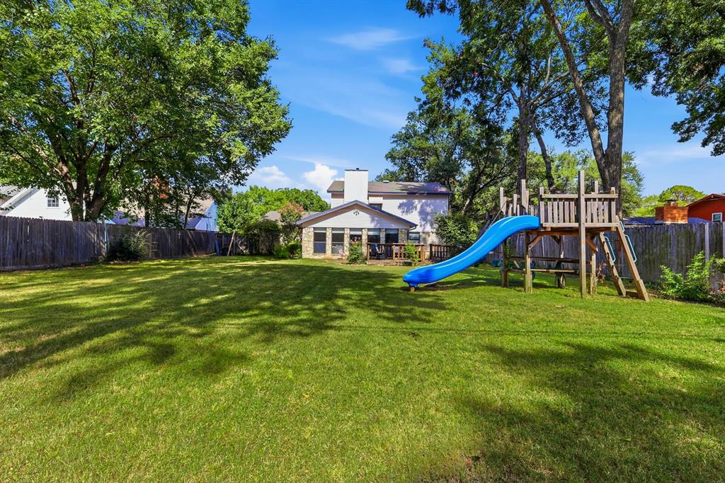 709 Lexington Drive
