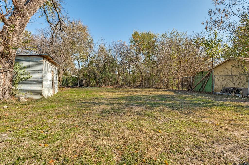 Eagle Ford Plaza 02 - Residential