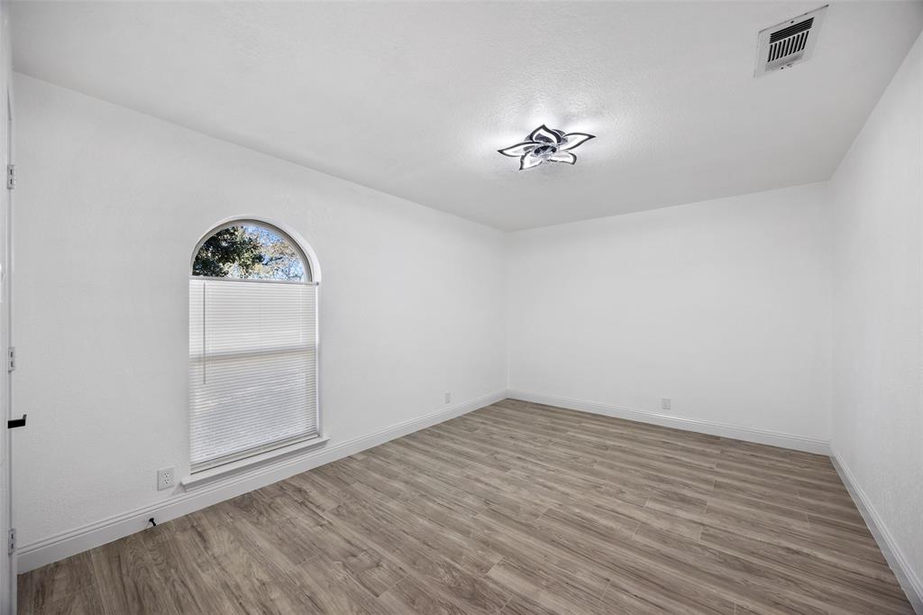 Lewisville Valley 3 - Residential