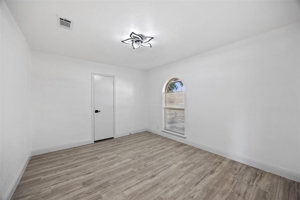 Lewisville Valley 3 - Residential