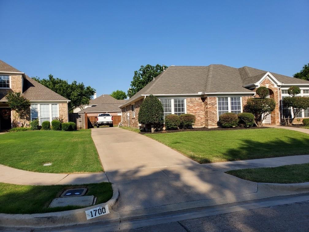 1700 Rolling Bend Court