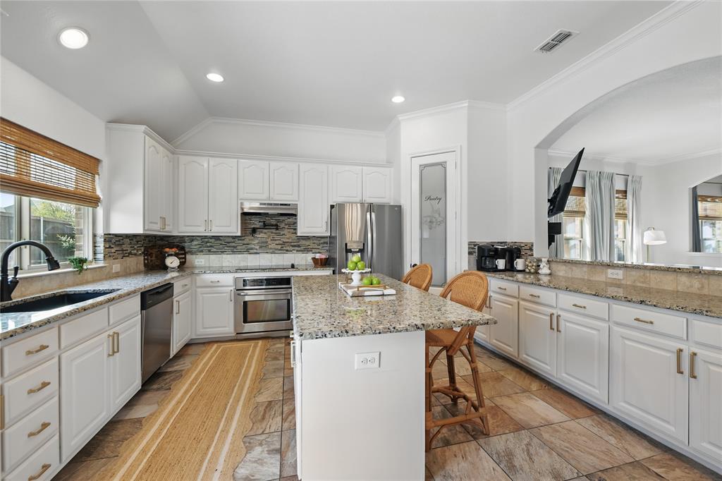 Argyle, Texas 76226, United States, 5 Bedrooms Bedrooms, ,3 BathroomsBathrooms,Residential,Active,99591