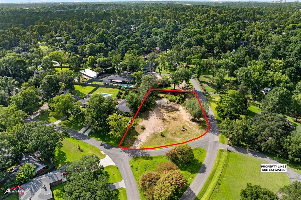 Pierremont Park - Land