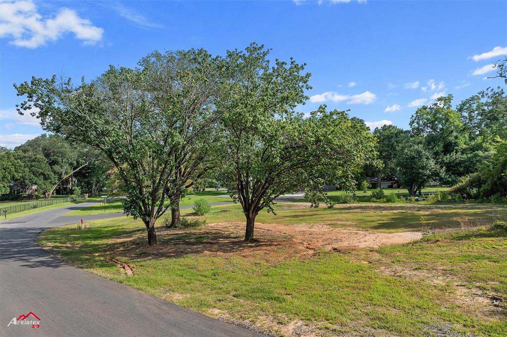 Pierremont Park - Land