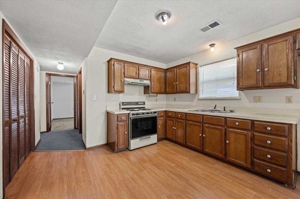 AO128 CARPENTER, J.W. - Residential