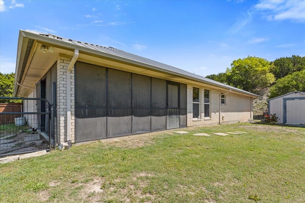 Cresson, Texas 76035, United States, 3 Bedrooms Bedrooms, ,2 BathroomsBathrooms,Residential,Pending,107977