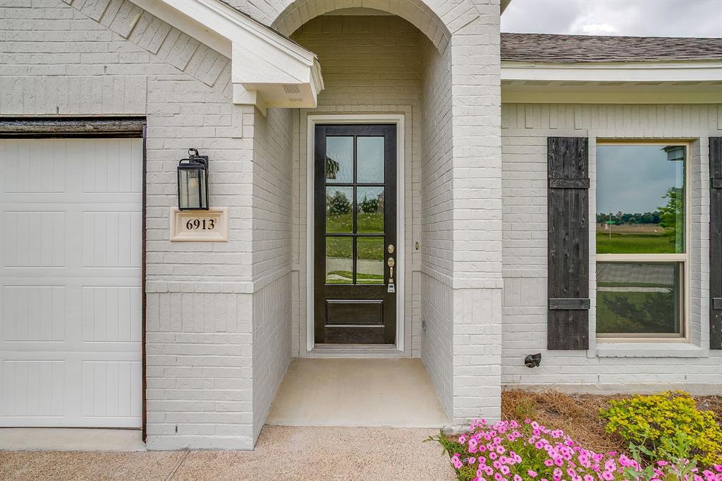 6913 Trail Rock Drive