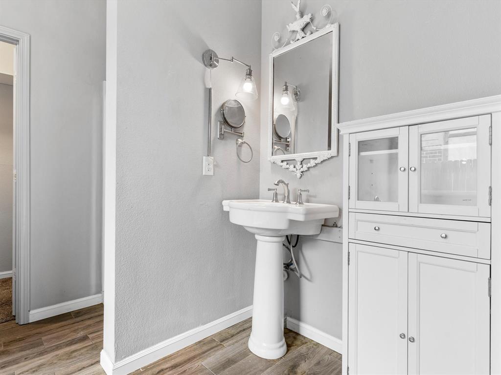 Twin Mills Add - Residential