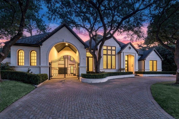17632 HARBORD OAKS CIR, DALLAS, TX 75252 - Image 6077a7f15c8db1300757fc892ff0d99e/1405030576
