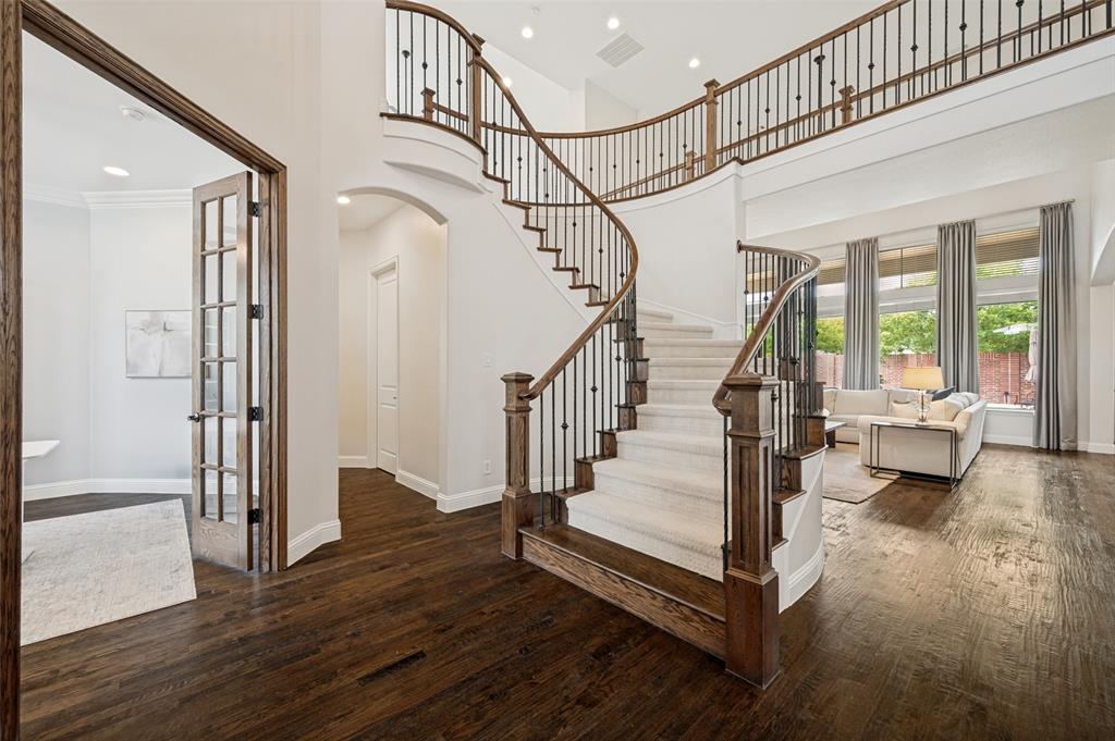 7391 Calla Lilly Lane