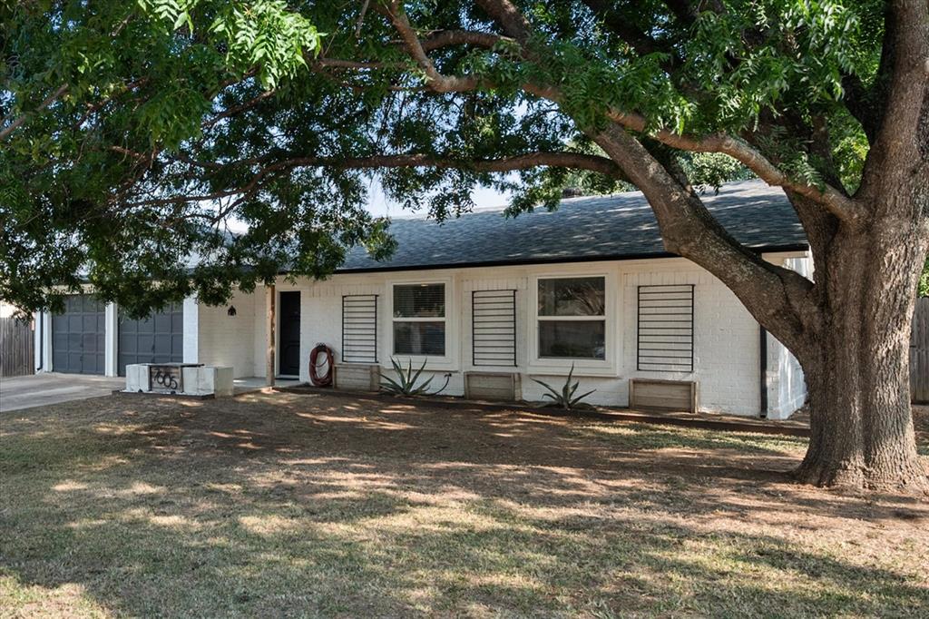 7605 Fox River Court