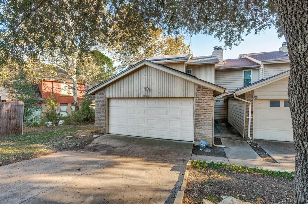 Saint Claire Woods Twnhs - Residential