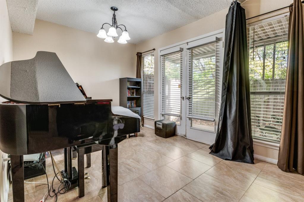 Saint Claire Woods Twnhs - Residential