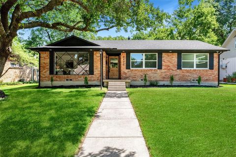 2430 Greenport Drive Dallas TX 75228