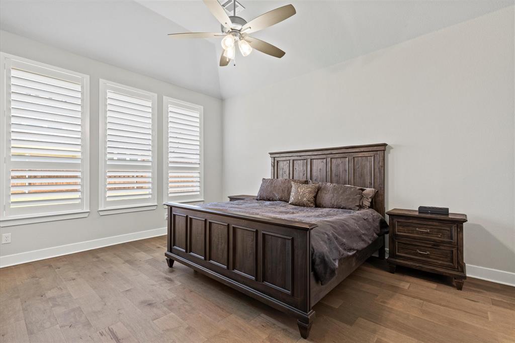 Star Trail Ph Seven - Residential