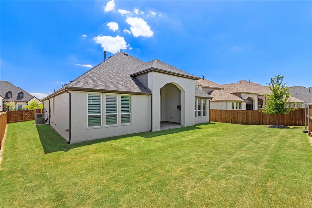 Star Trail Ph Seven - Residential