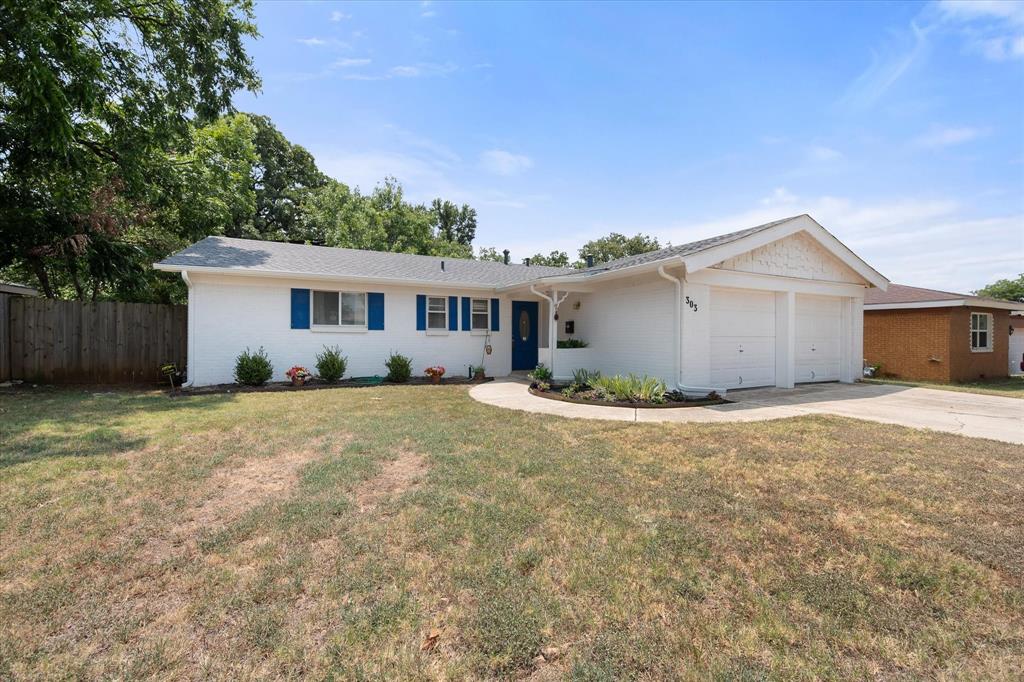 303 Bayless Drive