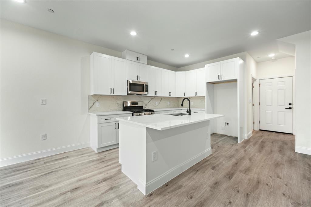 Park Plaza - Residential