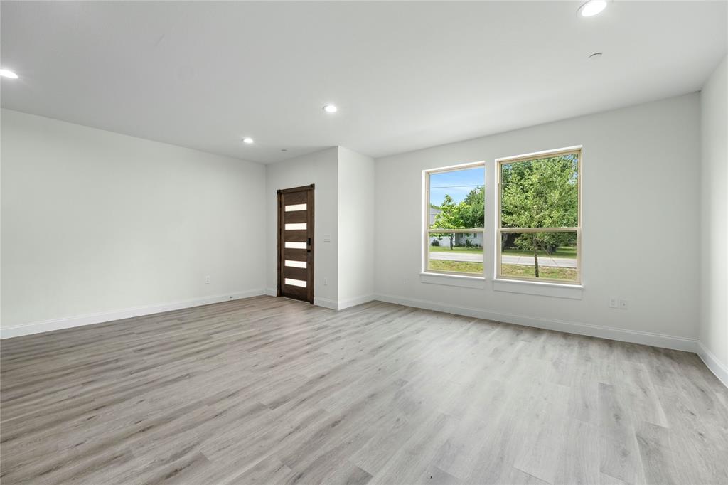 Park Plaza - Residential