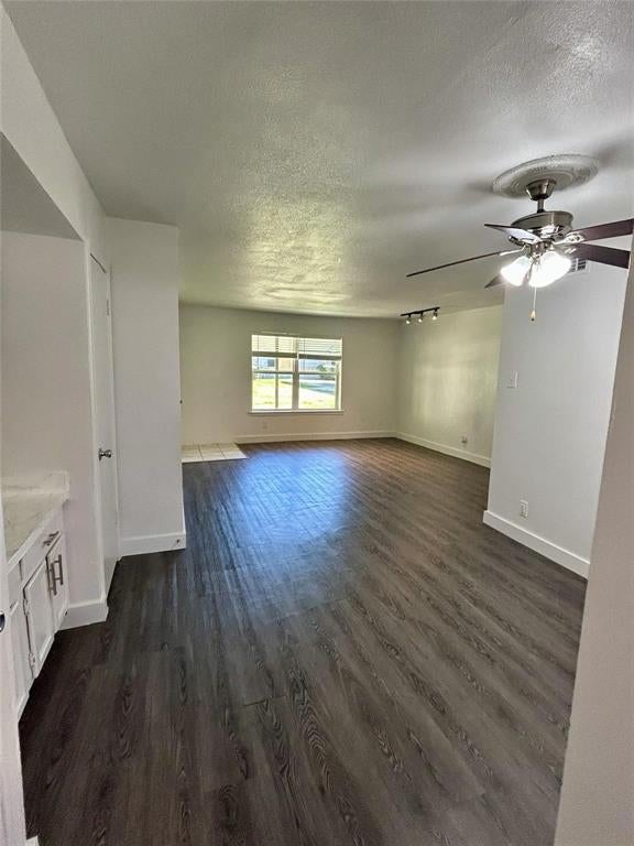 3616 Parkridge Drive 108