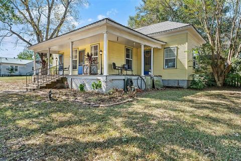 A home in Winona