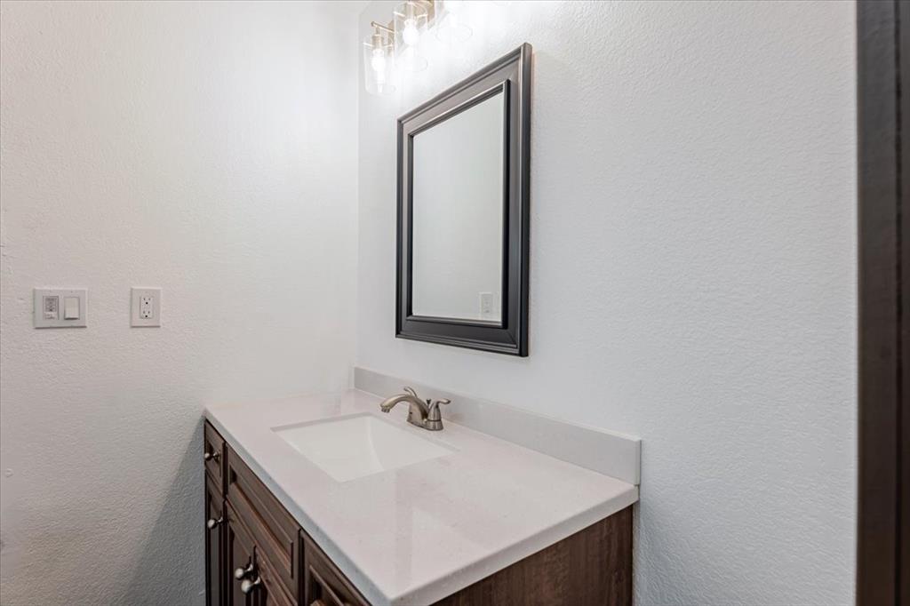 Abst: 1467, Survey: T & P RR CO SUR 101 - Residential