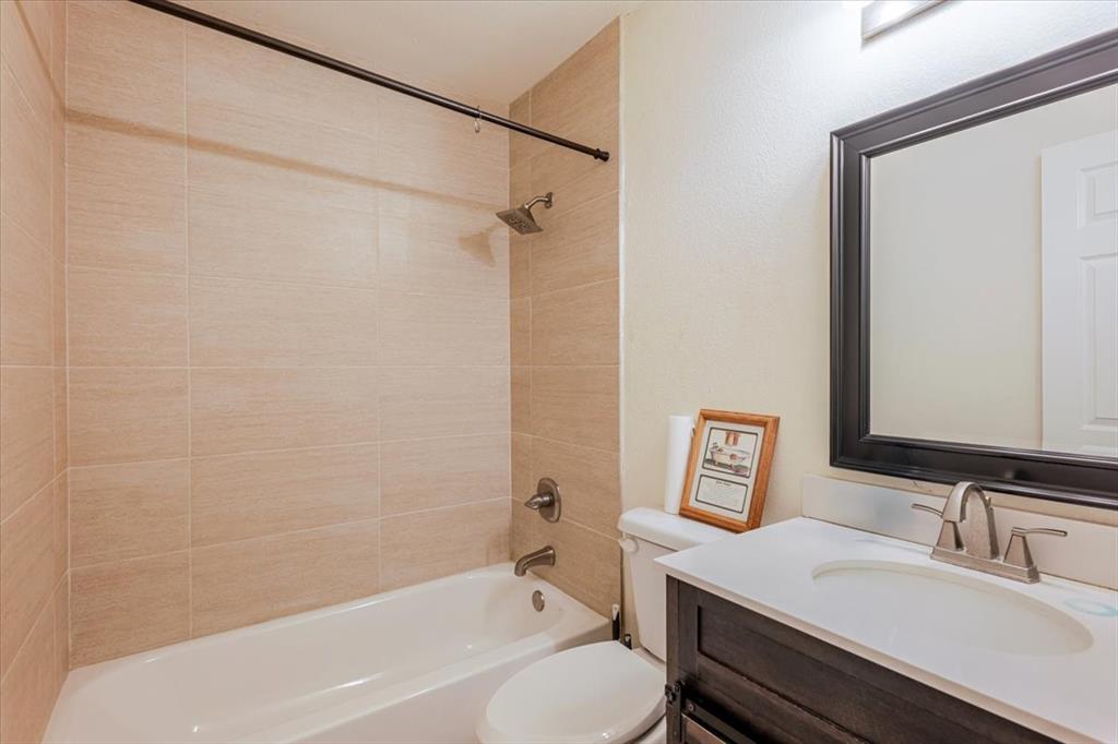 Abst: 1467, Survey: T & P RR CO SUR 101 - Residential