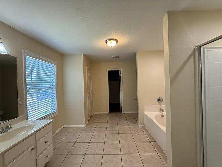 Coventry Hills Addition - Residential Lease