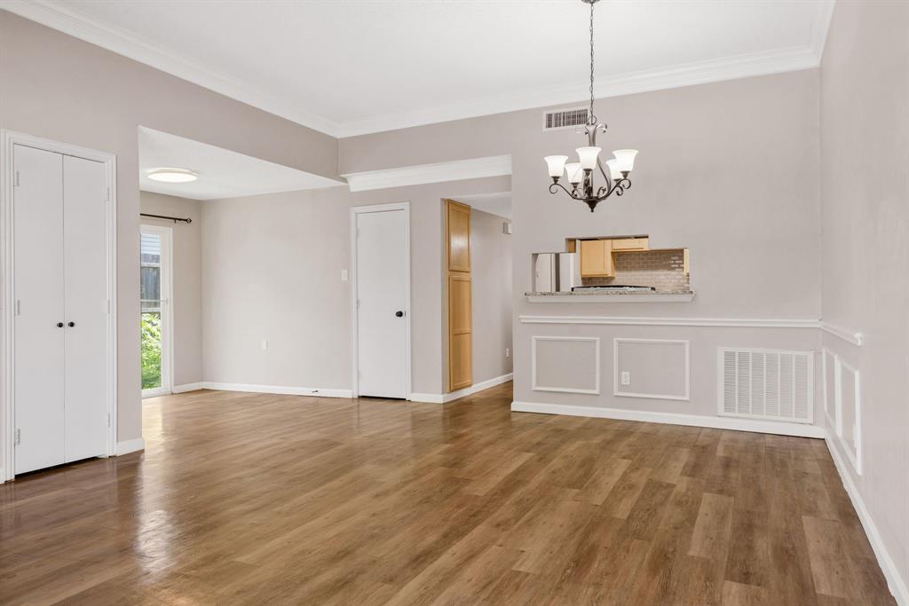 Meadowcreek Village Rev - Residential