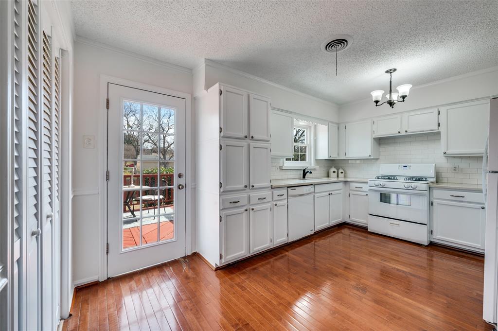 Valwood Park 02 - Residential