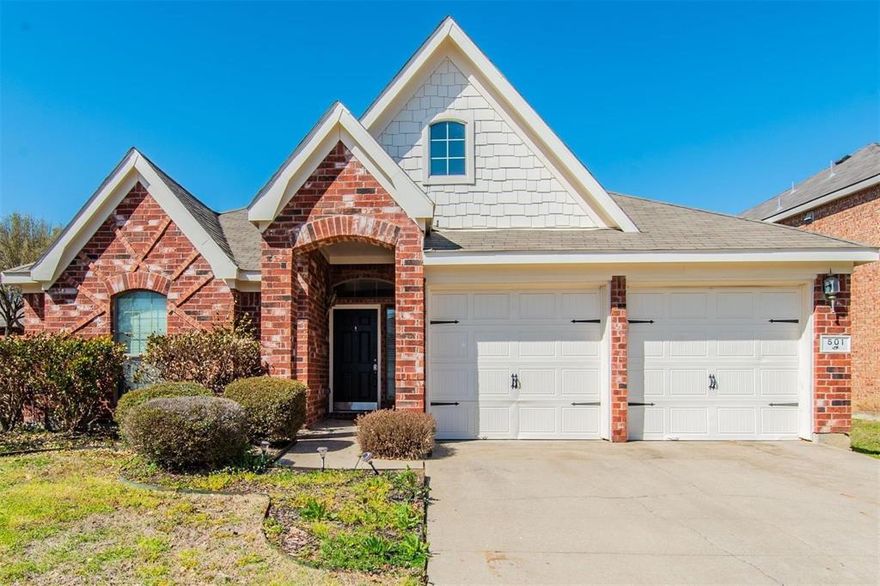 Beautiful one-story corner lot home with spacious open floor plan with 3 bedrooms 2 baths and features a large living area with fireplace, light and bright throughout! The kitchen and breakfast area are open to the family room. Private primary suite with separate shower and garden tub with a walk-in closet. Very large fenced backyard. Entire interior painted in 2022, very clean. Relax and love living in this move-in ready home.