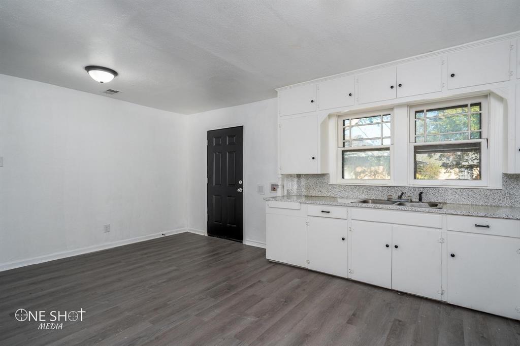 Aline Swan Sub Of Blvd Heights - Residential Income