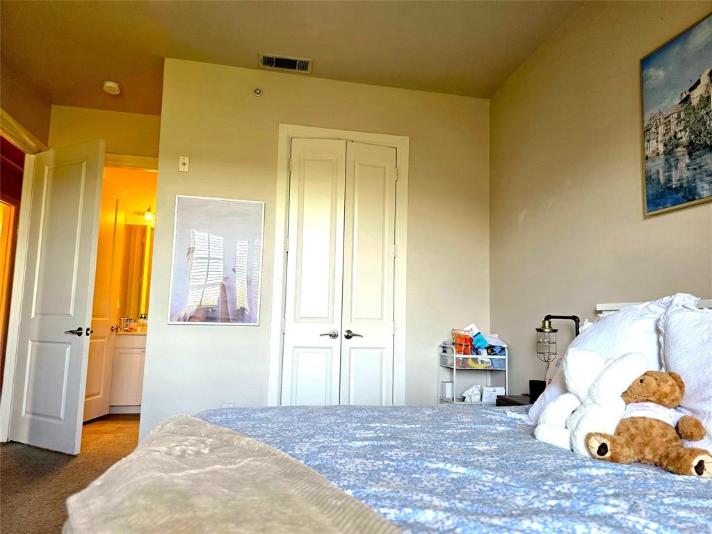 Sandage Condo - Residential