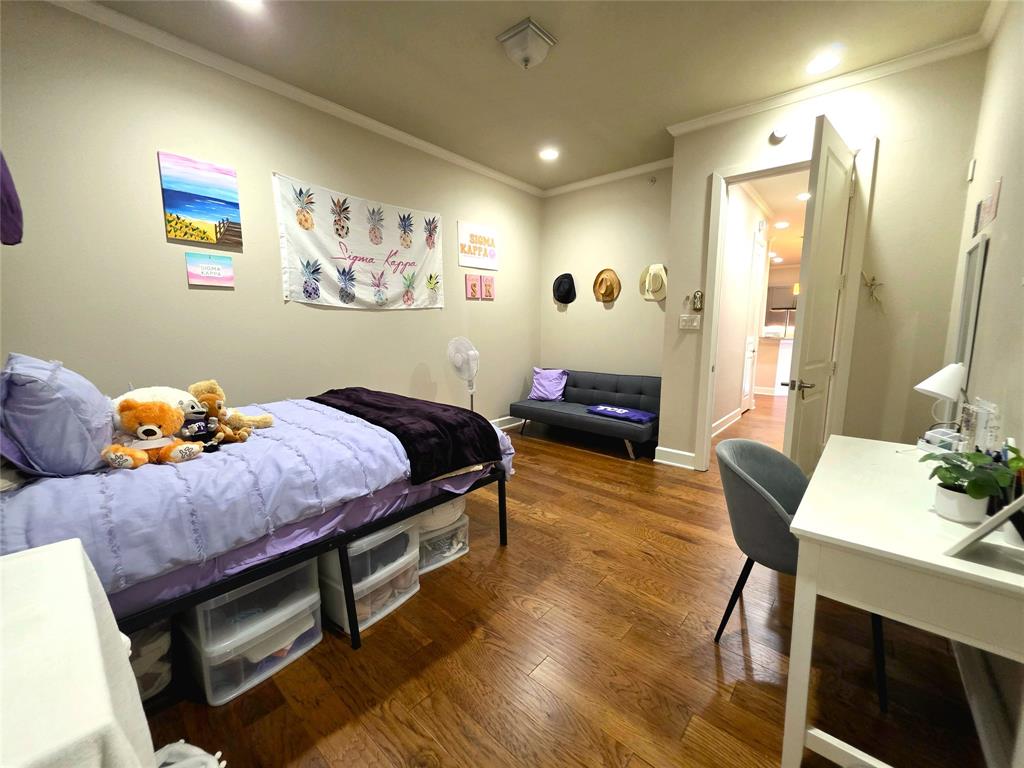Sandage Condo - Residential