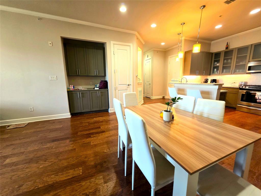 Sandage Condo - Residential