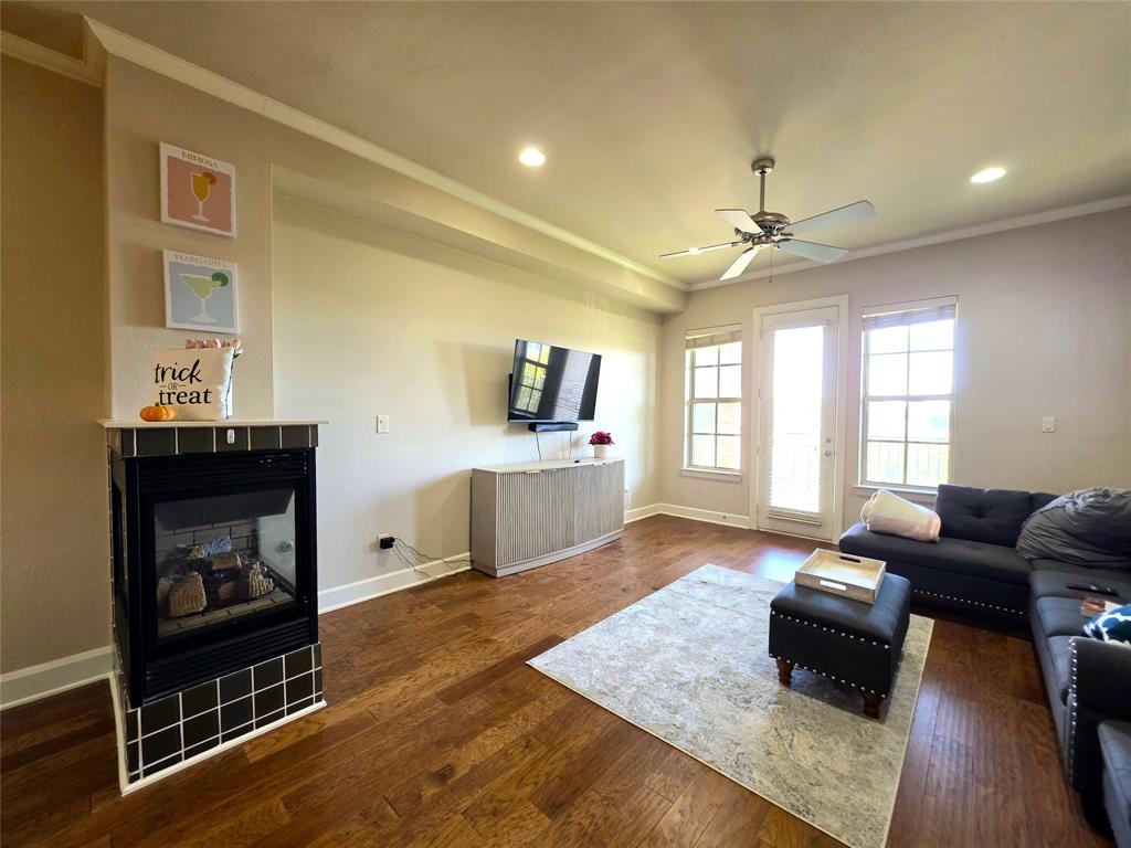 Sandage Condo - Residential