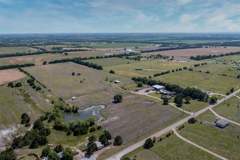 A home in Farmersville