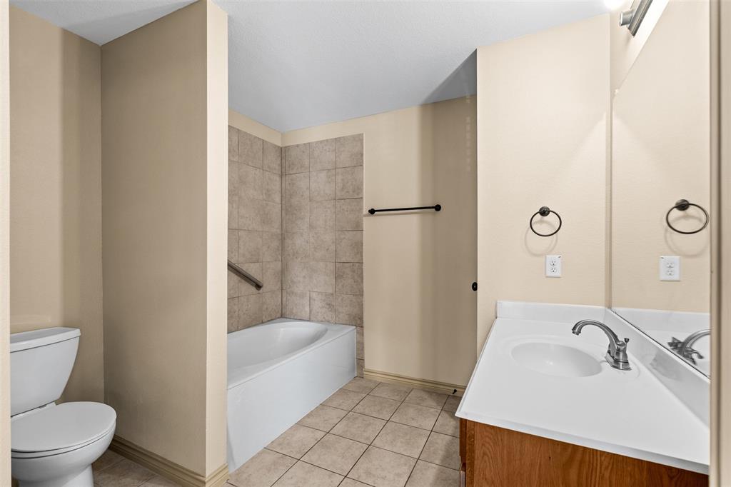 Newport Village At Trinity - Residential