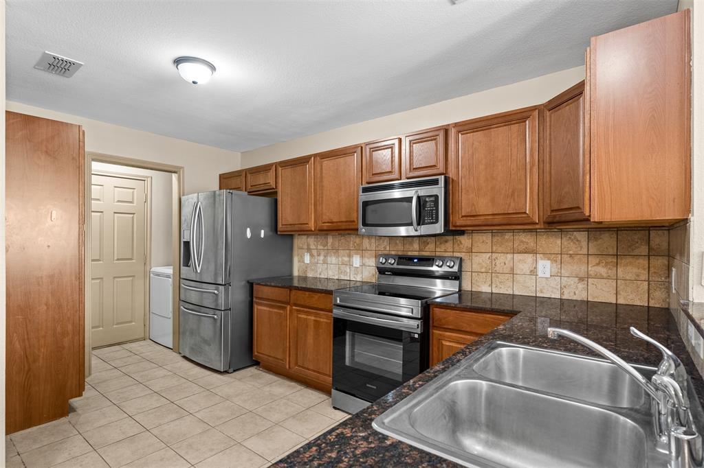 Newport Village At Trinity - Residential