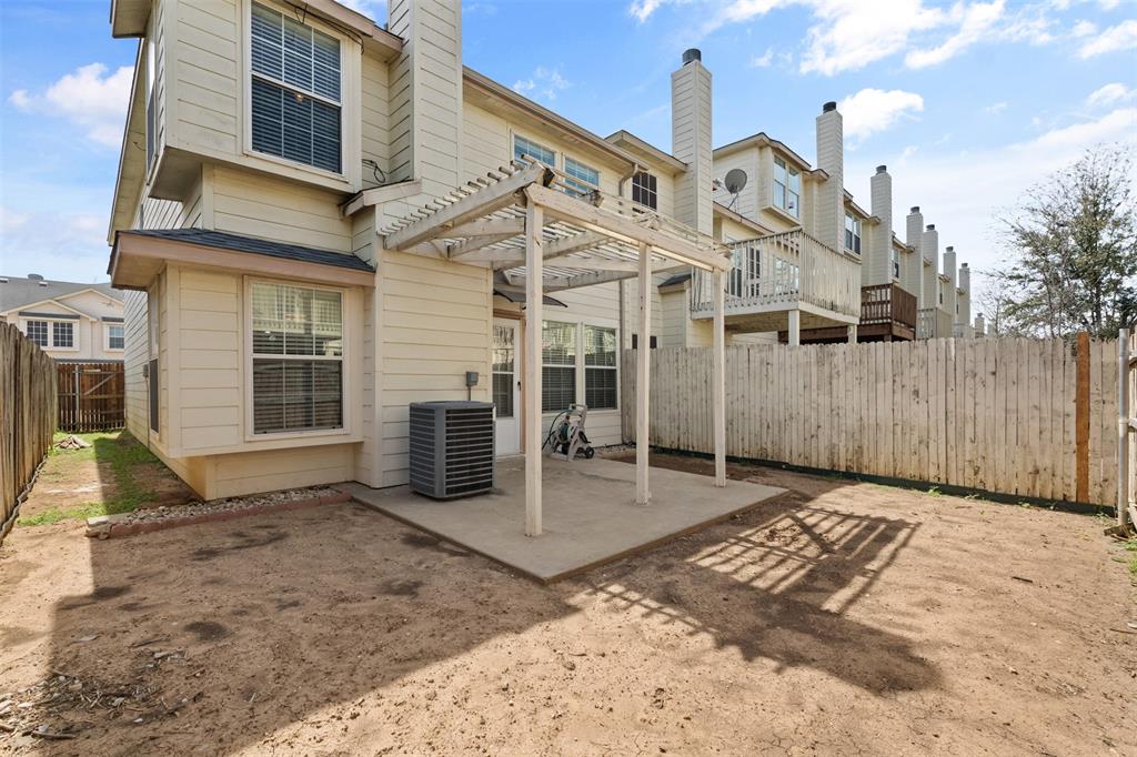 Newport Village At Trinity - Residential