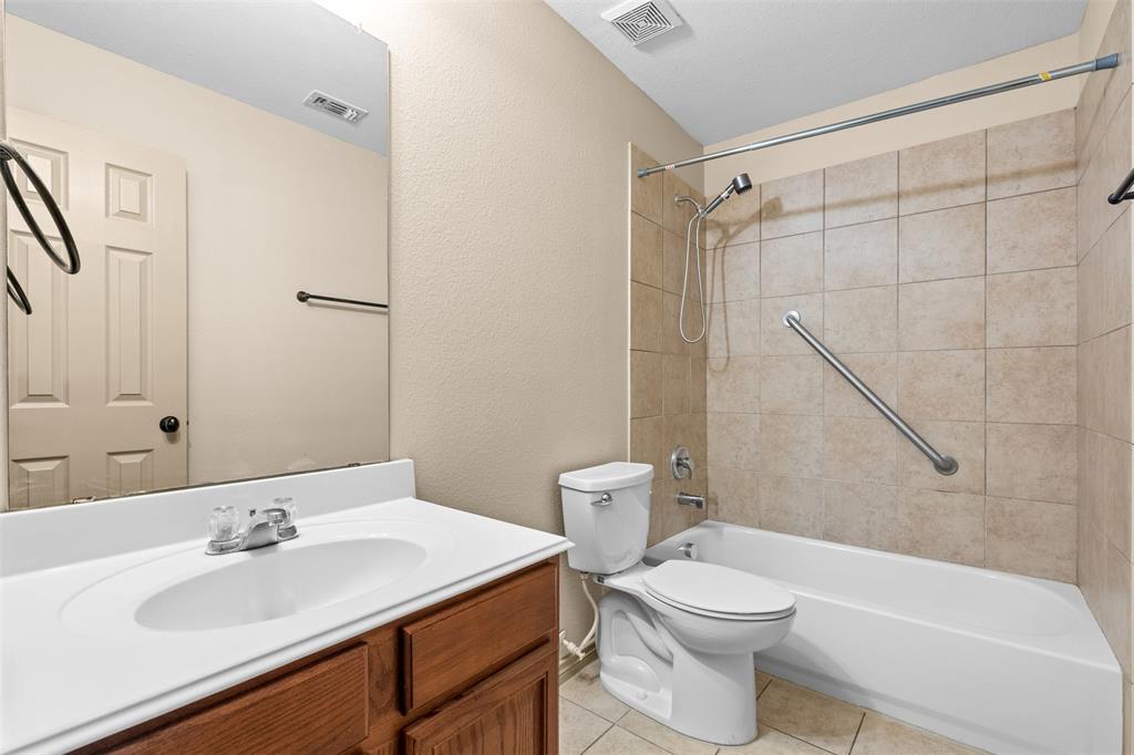 Newport Village At Trinity - Residential