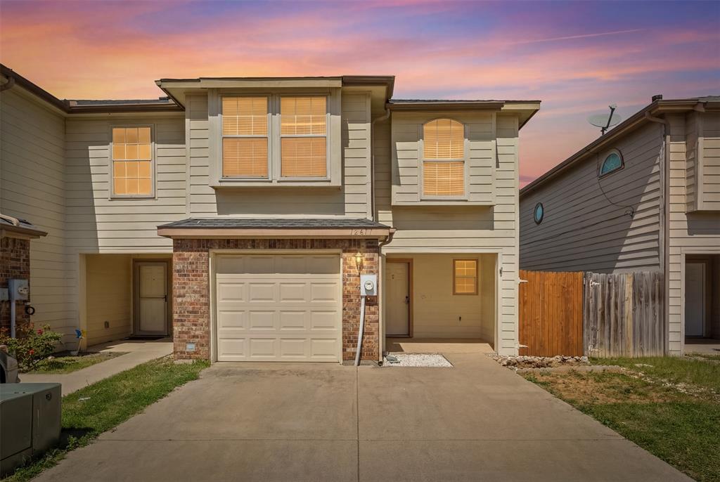 Newport Village At Trinity - Residential