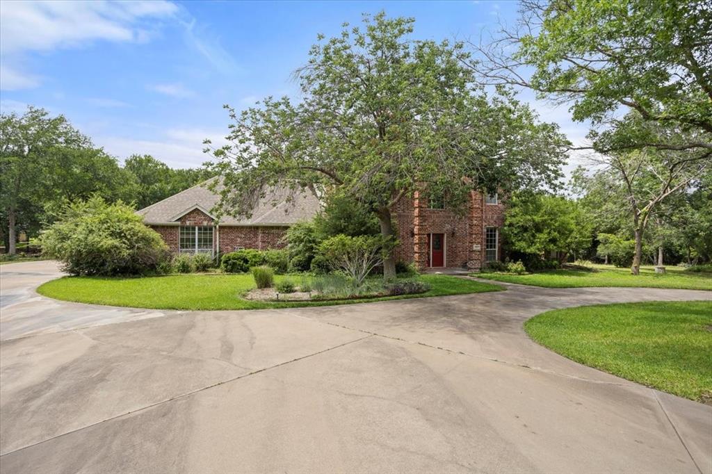 1642 Greenview Court