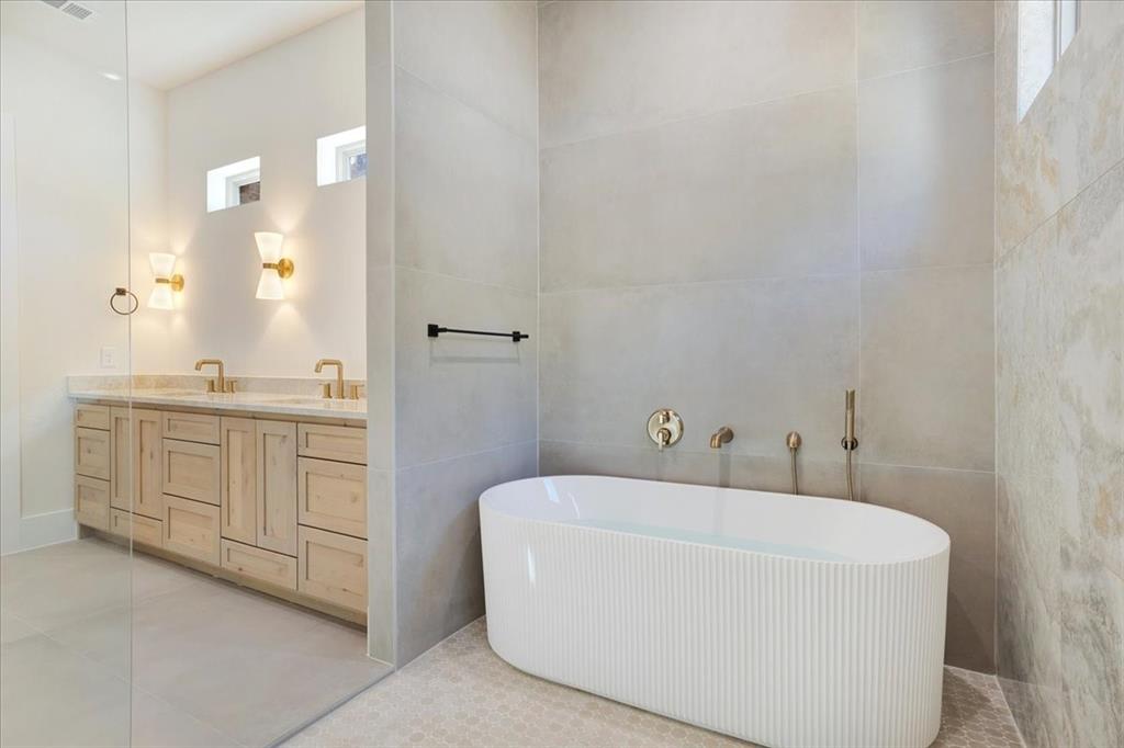 Saddle Creek - Residential